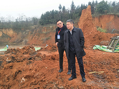 婁底市浩天環(huán)?？萍加邢薰?婁底危險廢物經(jīng)營,環(huán)保技術(shù)開發(fā)及咨詢推廣,環(huán)境設(shè)施建設(shè),危險廢物運營管理